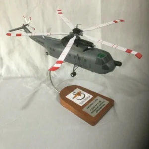 Sikorsky S-61N - Image 4