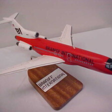 B727-100 Braniff Red